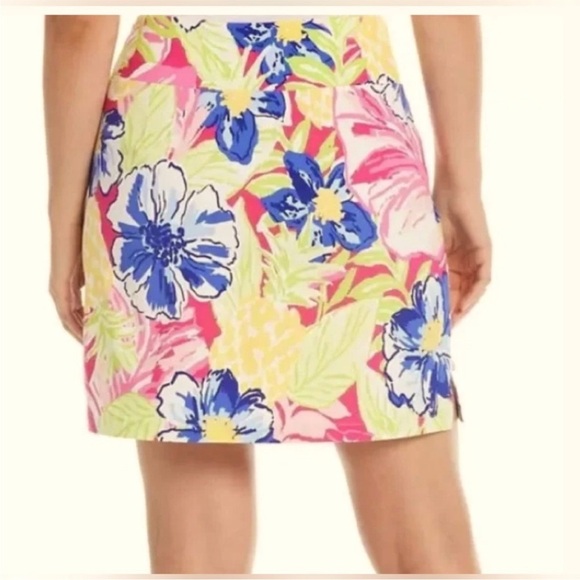 NEW Rafaella | Cosmo Pink Tropical Floral Skort | Size Small - Picture 2 of 13